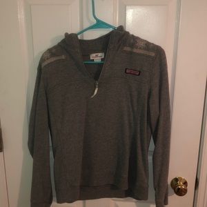 vinyard vines sweatshirt
